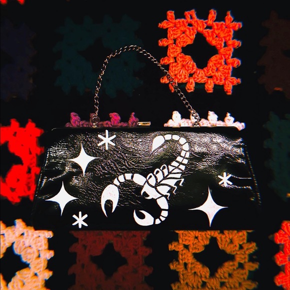 ✺ 𝕾𝖈𝖔𝖗𝖕𝖎𝖔𝖓 𝖕𝖚𝖗𝖘𝖊 ✺ - Picture 4 of 6